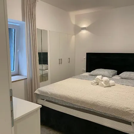 Ena Diva * ザオストログ