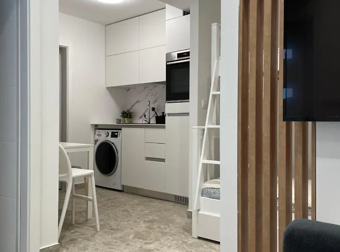 Ena Diva 아파트 자오스트로그